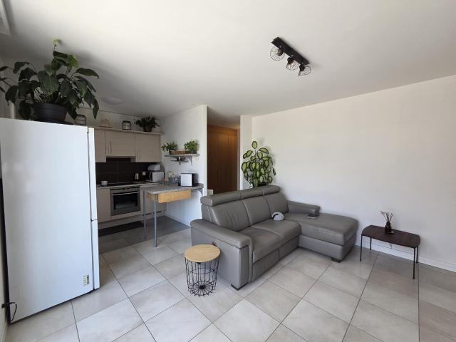 Apartment with 2.5 rooms for rent in Conthey 51 m² | dreamo. Ch