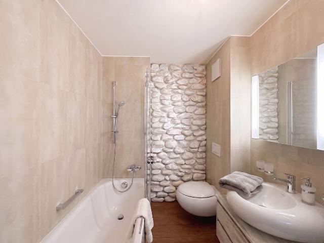 Apartment with 2.5 rooms on sale in Territet 55 m² | dreamo. Ch