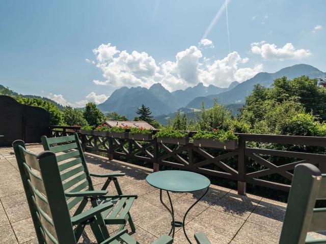 Apartment with 2.5 rooms on sale in Château d'Oex 63 m² | dreamo. Ch