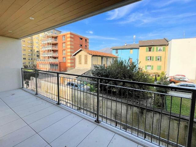 Apartment with 2.5 rooms on sale in Chiasso 67 m² | dreamo. Ch