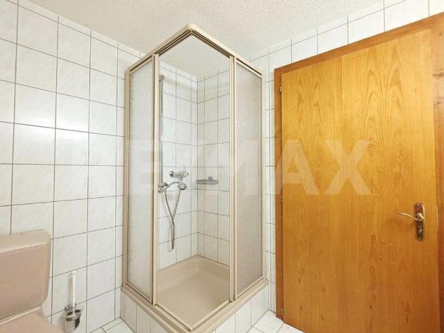 Apartment with 2.5 rooms on sale in Guttet Feschel 82 m² | dreamo. Ch