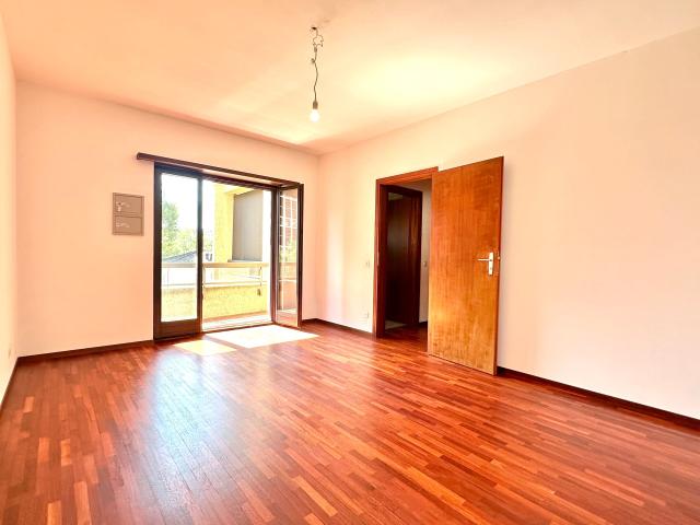 Apartment with 2.5 rooms on sale in Lugano 68 m² | dreamo. Ch