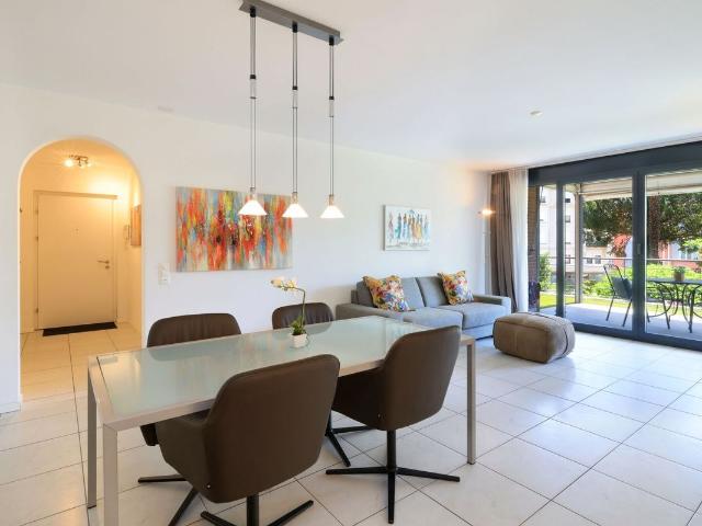 Apartment with 2.5 rooms on sale in Muralto 2 768 m² | dreamo. Ch