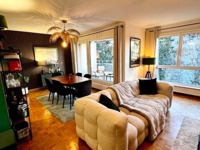 Apartment with 2.5 rooms / Lausanne