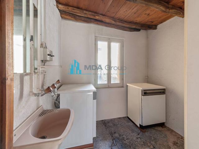 Apartment with 3 rooms on sale in Breggia 102 m² | dreamo. Ch