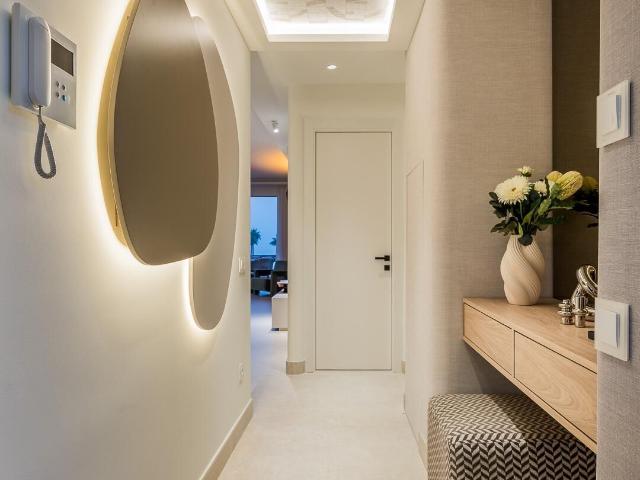 Apartment with 3 rooms on sale in Estepona 154 m² | dreamo. Ch