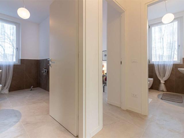 Apartment with 3 rooms on sale in Uggiate con Ronago 95 m² | dreamo. Ch