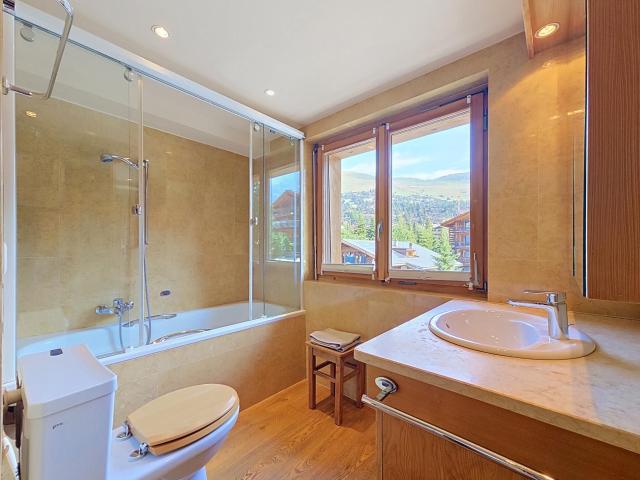 Apartment with 3 rooms on sale in Verbier 96 m² | dreamo. Ch