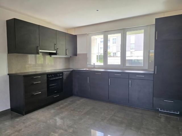 Apartment with 3.5 rooms for rent in La Chaux de Fonds 78 m² | dreamo. Ch
