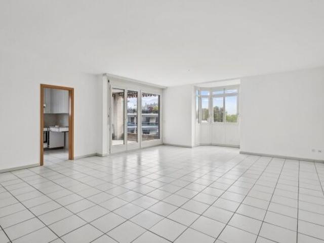 Apartment with 3.5 rooms for rent in Massagno 106 m² | dreamo. Ch
