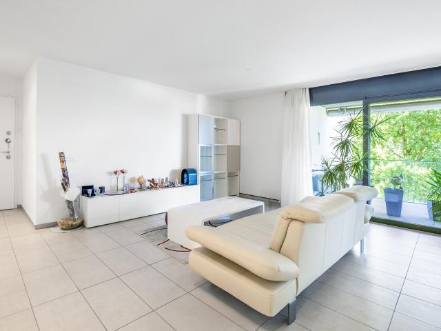 Apartment with 3.5 rooms on sale in Tenero 94 m² | dreamo. Ch