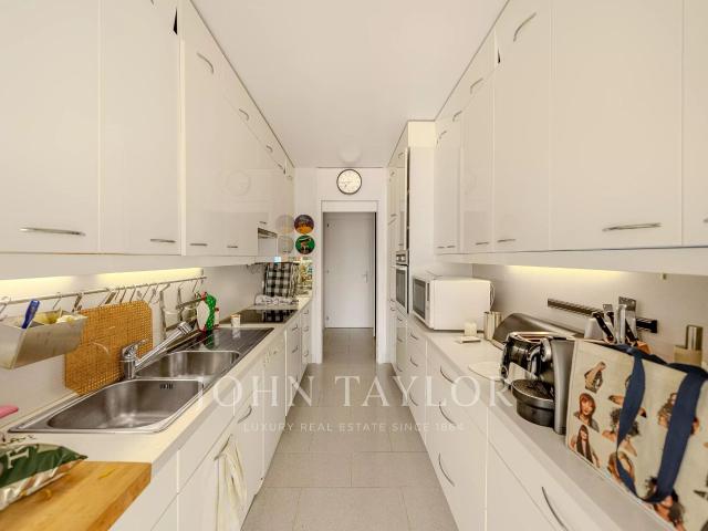 Apartment with 3.5 rooms on sale in Territet 178 m² | dreamo. Ch