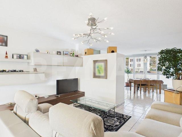 Apartment with 3.5 rooms on sale in Balerna 87 m² | dreamo. Ch