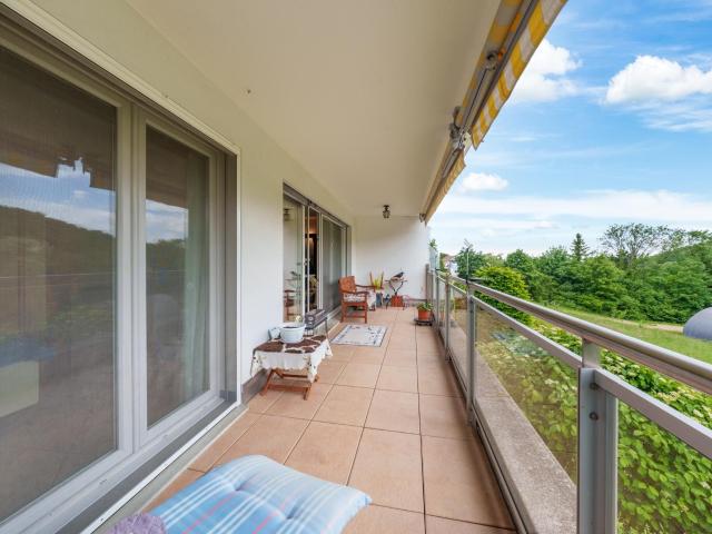 Apartment with 3.5 rooms on sale in Begnins 87 m² | dreamo. Ch