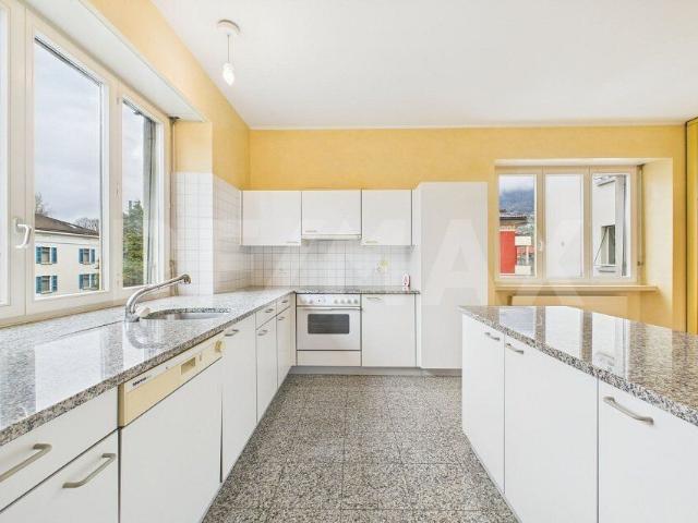 Apartment with 3.5 rooms on sale in Bellinzona 90 m² | dreamo. Ch