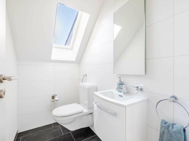 Apartment with 3.5 rooms on sale in Bottighofen Ref 4385421 | dreamo. Ch