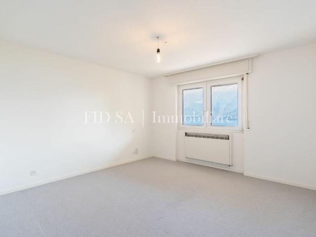 Apartment with 3.5 rooms on sale in Brissago 68 m² | dreamo. Ch