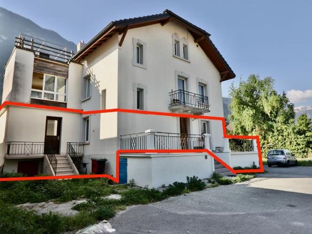 Apartment with 3.5 rooms on sale in Charrat 101 m² | dreamo. Ch