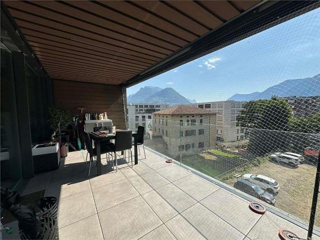 Apartment with 3.5 rooms on sale in Paradiso 95 m² | dreamo. Ch
