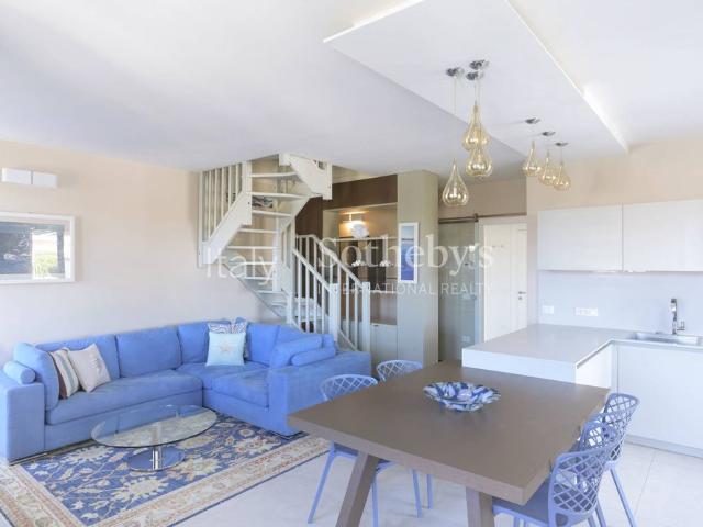 Apartment with Terrace on the Cervia Canal Dock