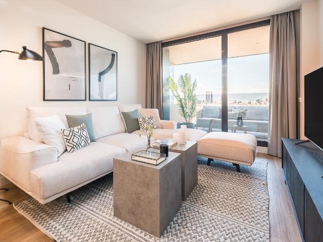Apartment with terrace and incredible skyline views