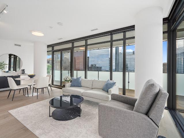 Apartment with terrace and pool