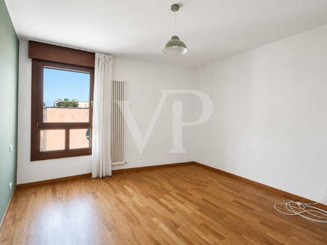 Apartment with terrace 10 min to Ederle & Del Din