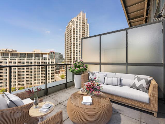 Apartment with terrace