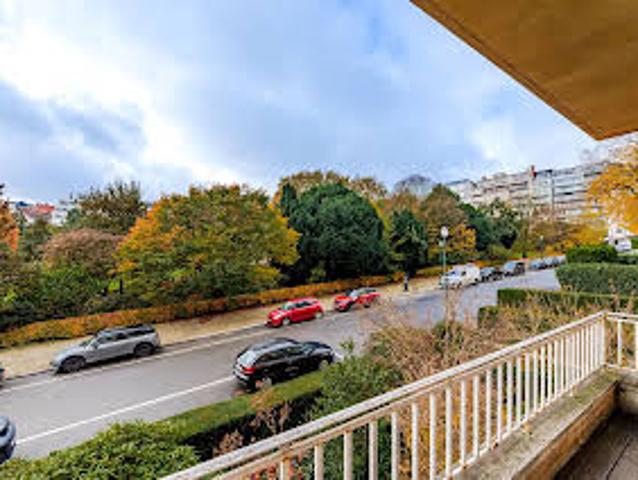 Apartment with Terrace
