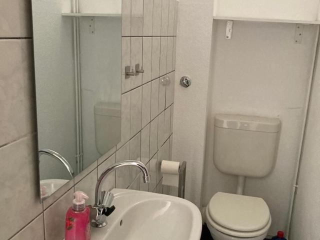 apartment with Frankfurter Bad in Charlottenburg Nord, Berlin Amsterdam Apartments for Rent