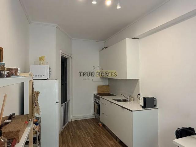 Apartment T1 in Areeiro, Lisboa