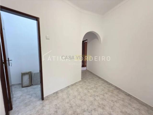 Apartment T2 in Almada, Cova da Piedade, Pragal e Cacilhas, Almada
