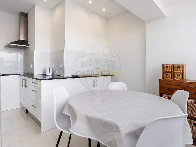 Apartment T2 in Almada, Cova da Piedade, Pragal e Cacilhas, Almada