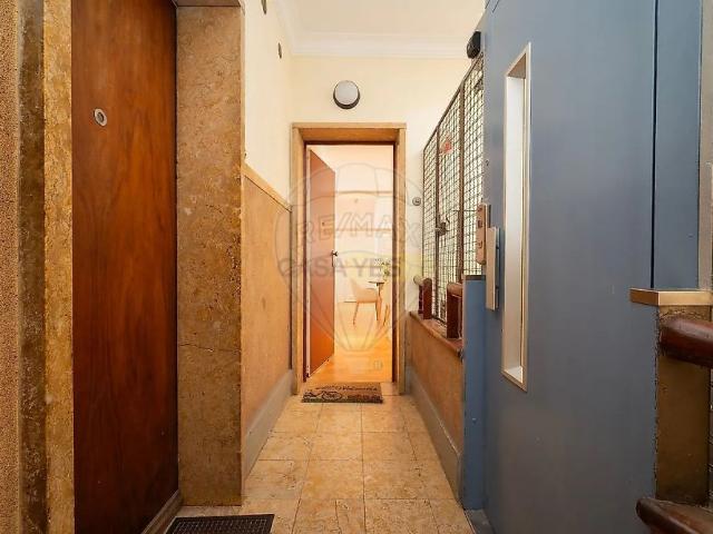 Apartment T2 in Arroios, Lisboa