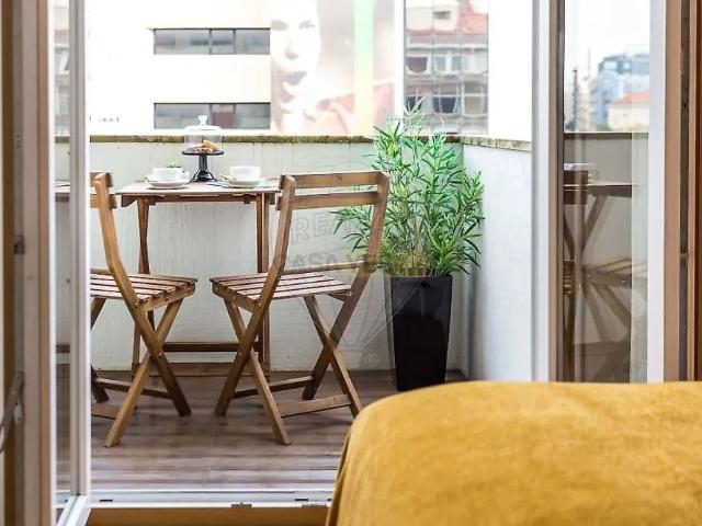 Apartment T2 in Arroios, Lisboa