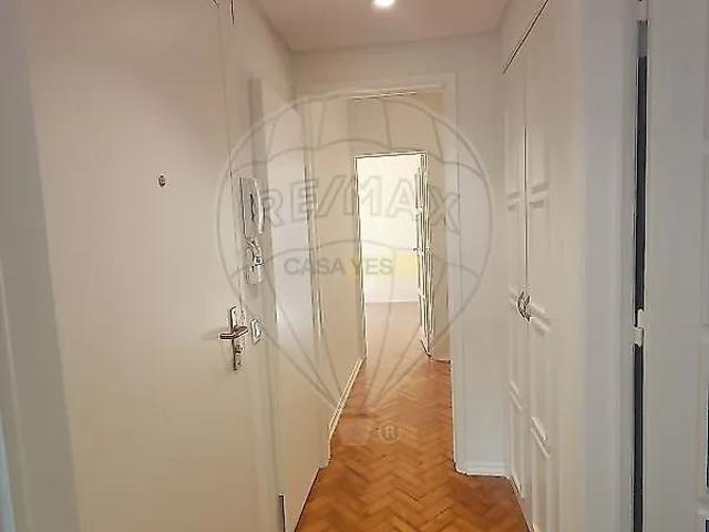 Apartment T2 in Arroios, Lisboa