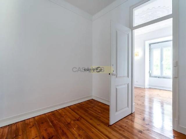 Apartment T2 in Arroios, Lisboa