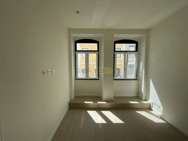 Apartment T2 in Arroios, Lisboa