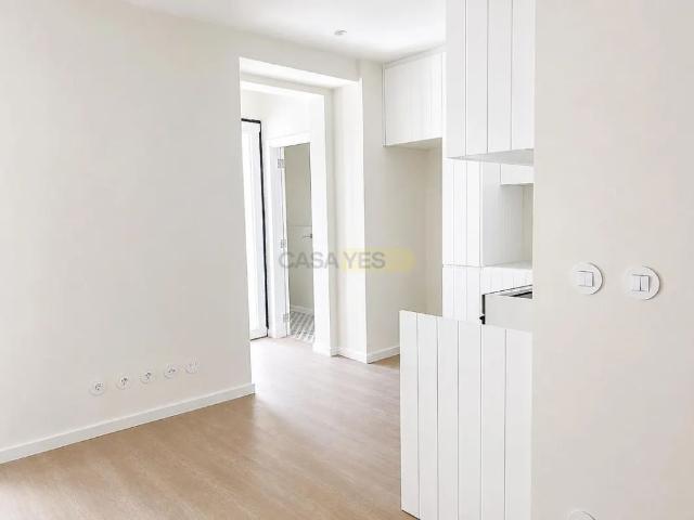 Apartment T2 in Arroios, Lisboa
