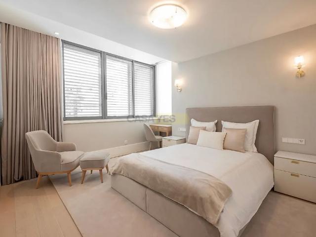 Apartment T2 in Estrela, Lisboa