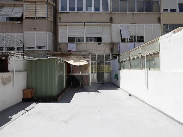 Apartment T2 in Marvila, Lisboa