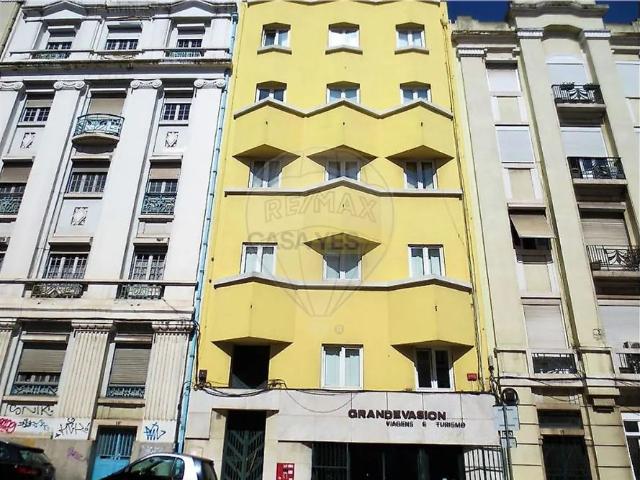 Apartment T2 in Santo António, Lisboa
