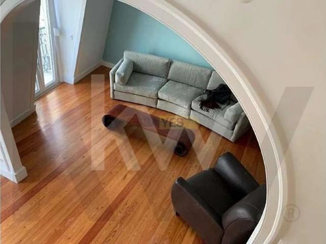 Apartment T2 in Santo António, Lisboa