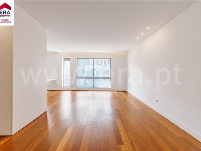 Apartment T2 / Porto, Cedofeita, Santo Ildefonso, Sé, Miragaia, São Nicolau e Vitória