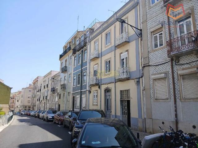 Apartment T3 in Arroios, Lisboa