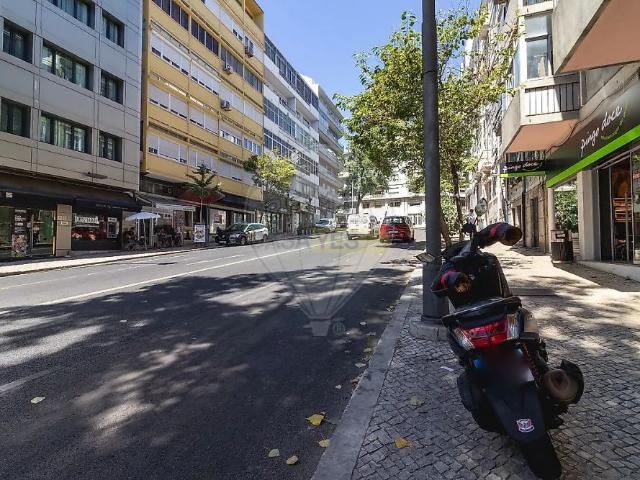 Apartment T3 in Arroios, Lisboa
