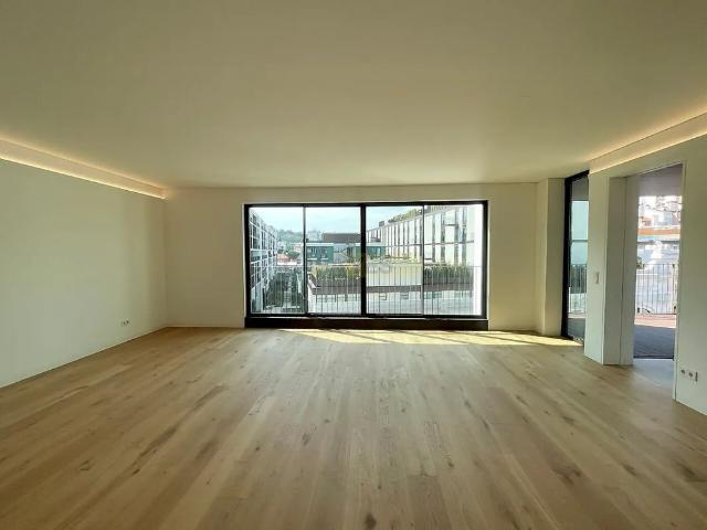 Apartment T3 in Benfica, Lisboa