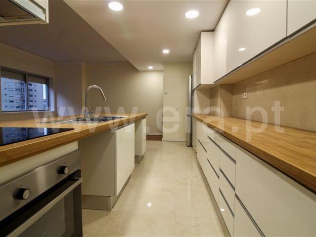 Apartment T3 / Vila Nova de Gaia, Santa Marinha e São Pedro da Afurada