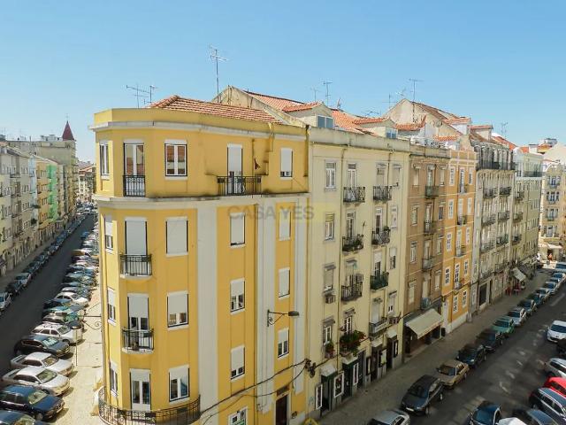 Apartment T4 in Arroios, Lisboa