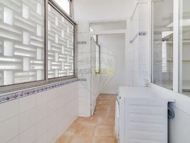 Apartment T5 in Olivais, Lisboa